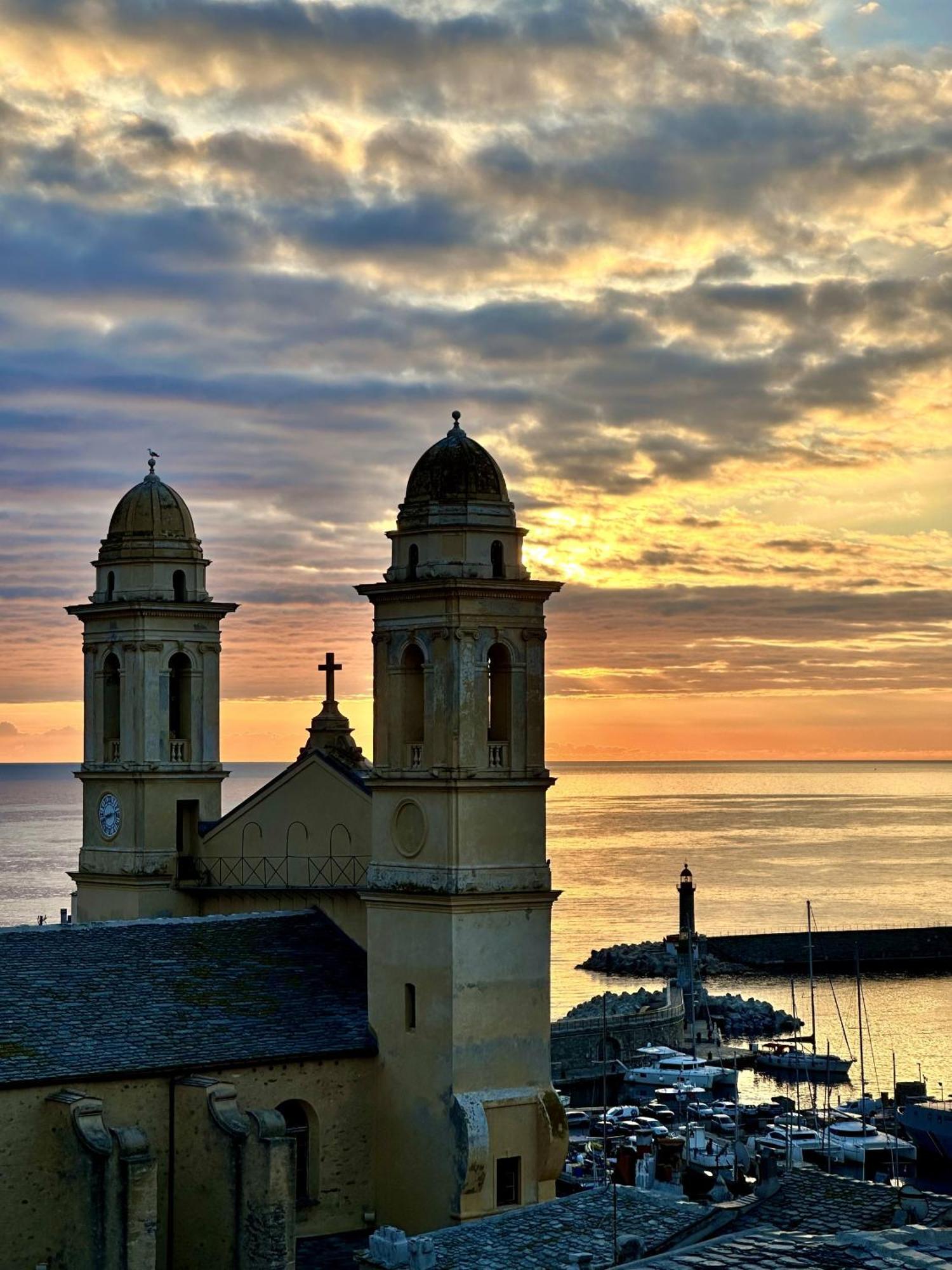 Charmant 2 Pieces Coeur De Bastia Bastia  Bagian luar foto